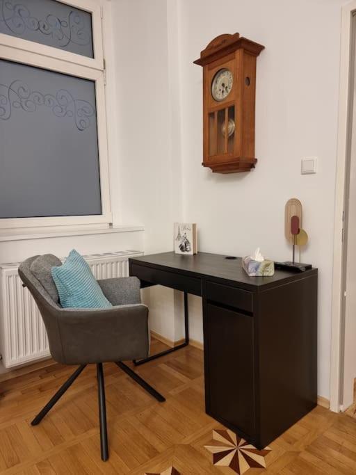 Sissi Royal Suite - Inner City 4 Bedroom Apartment Вена Экстерьер фото